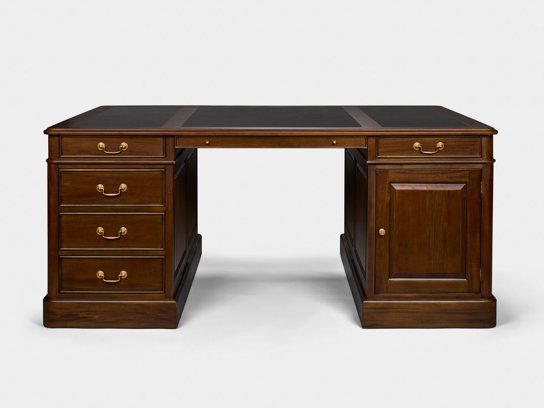 Arc partnerdesk 180 × 120 cm in Walnoot van massief mahonie met leren blad