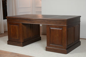Regent 180x90 Walnoot, klassiek Engels bureau, massief mahoniehout