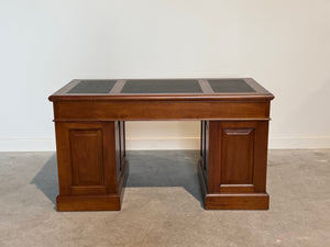 Vintage bureau, klassiek Engels bureau, mahoniehout, zwart leer, 706