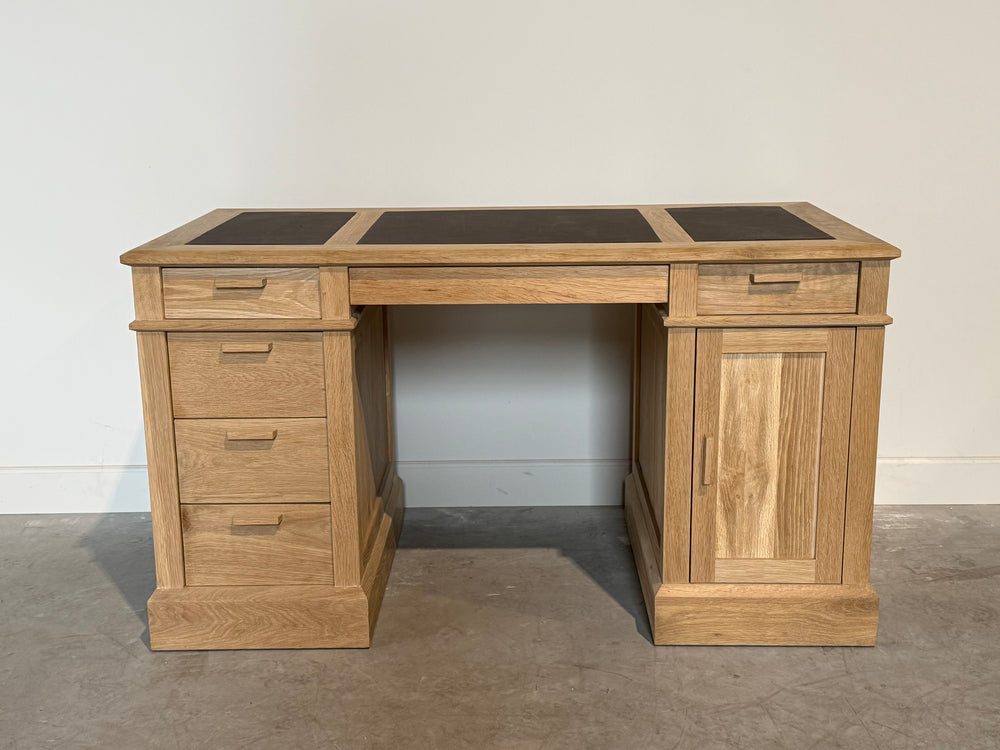 Vintage bureau, klassiek bureau, eikenhout, bruin leer, 708
