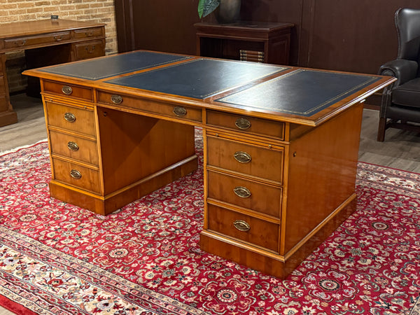 Vintage bureau, Heldense, 668