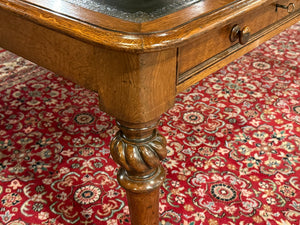 Bureau vintage, bureau anglais ancien, chêne, cuir vert, 686