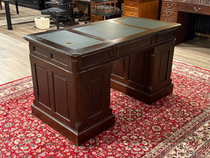 Bureau vintage, bureau anglais classique, acajou, cuir vert, 648