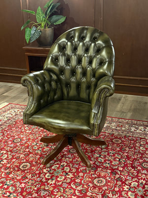 Vintage stoel, Chesterfield, eikenhout, groen leer, 115