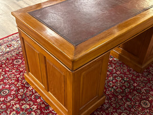 Vintage bureau, klassiek Engels bureau, mahoniehout, rood leer, 628