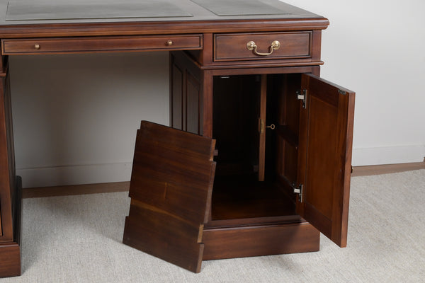 Regent 140x70 Mahonie, klassiek Engels bureau, massief mahoniehout