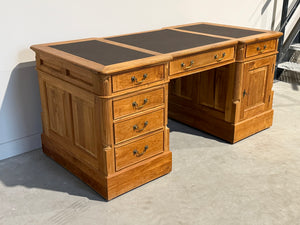 Vintage bureau, klassiek Engels bureau, teakhout, bruin leer, 690