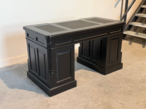 Vintage bureau, zwart, klassiek Engels bureau, mahoniehout, zwart leer, 703