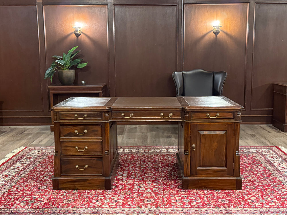 Vintage bureau, partnerdesk, klassiek Engels bureau, mahoniehout, bruin leer, 602