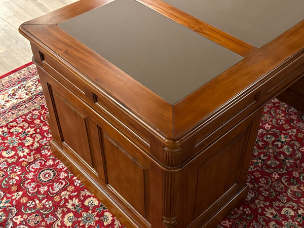 Vintage bureau, klassiek Engels bureau, mahoniehout, bruin leer, 609