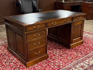 Bureau vintage, bureau anglais classique, acajou, cuir bleu marine, 646