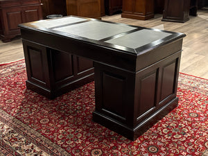 Vintage bureau, klassiek Engels bureau, mahoniehout, donker kersen, zwart leer, 631