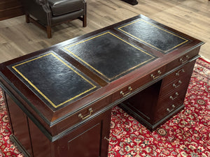 Vintage bureau, klassiek Engels bureau, mahoniehout, bruin leer, 669