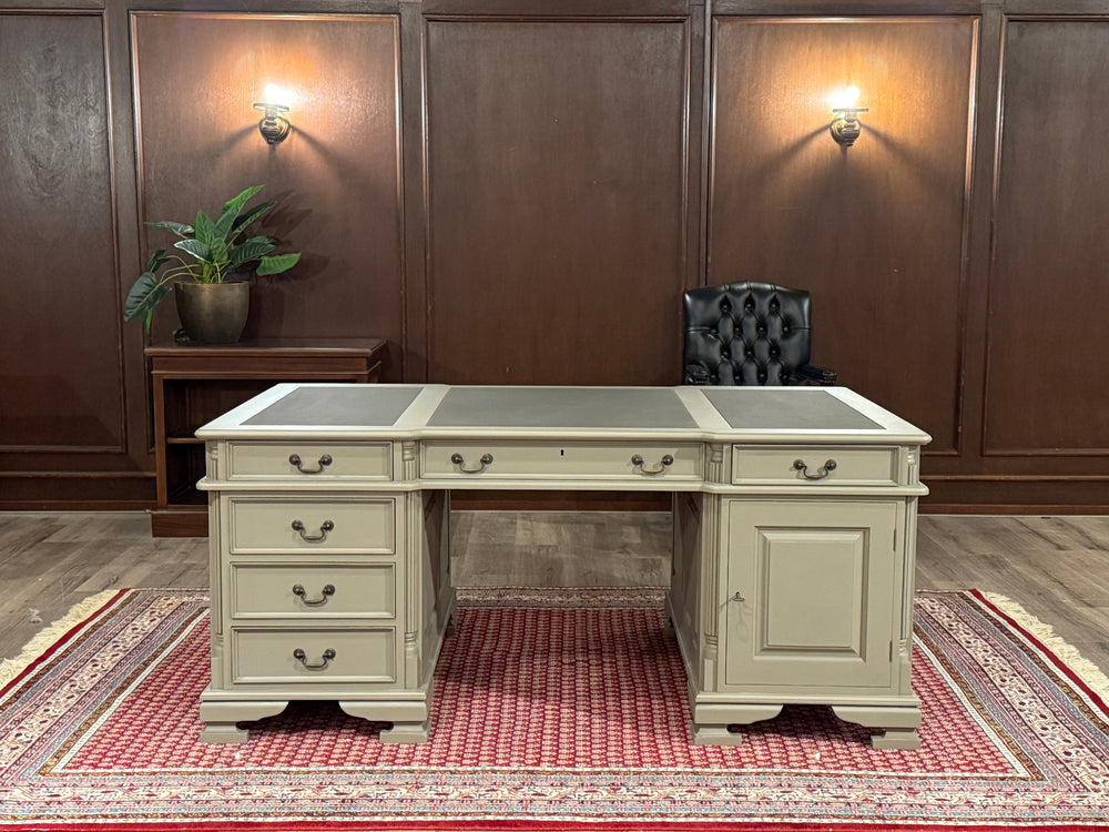 Vintage bureau, klassiek Engels bureau, mahoniehout, geverfd, 535