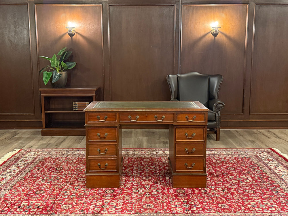 Vintage-Schreibtisch, klassischer englischer Schreibtisch, Mahagoni, grünes Leder, 624