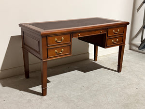 Vintage schrijftafel, klassiek Engels bureau, mahoniehout, bruin leer, 711