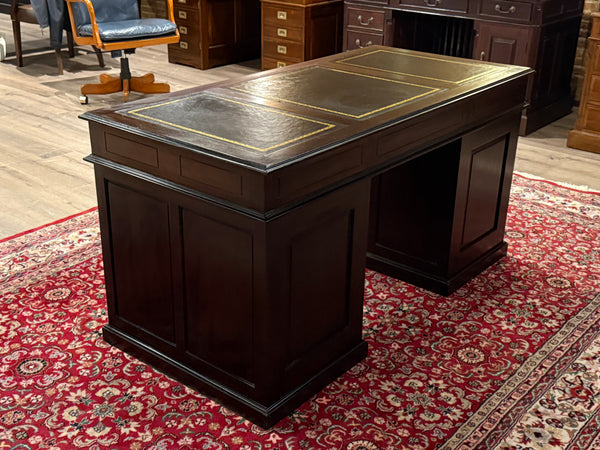 Vintage bureau, klassiek Engels bureau, mahoniehout, bruin leer, 669
