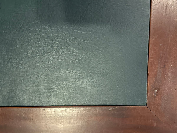 Vintage bureau, partnerdesk, klassiek Engels bureau, mahoniehout, groen leer, 632