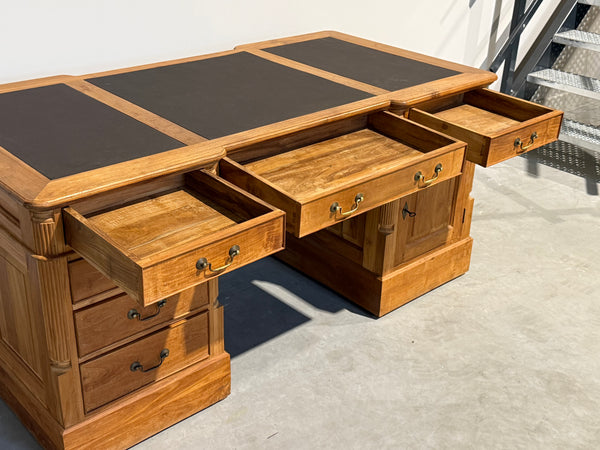 Vintage bureau, klassiek Engels bureau, teakhout, bruin leer, 690