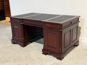 Vintage bureau, klassiek Engels bureau, mahoniehout, zwart leer, 688