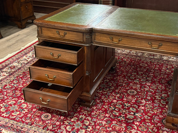 Bureau vintage, bureau double, bureau anglais classique, chêne, cuir vert, 687