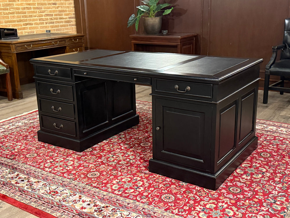 Vintage bureau, zwart, klassiek Engels bureau, mahoniehout, zwart leer, 588