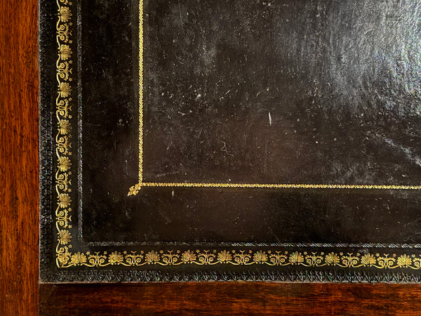 Vintage bureau, klassiek Engels bureau, eikenhout, zwart leer, 612