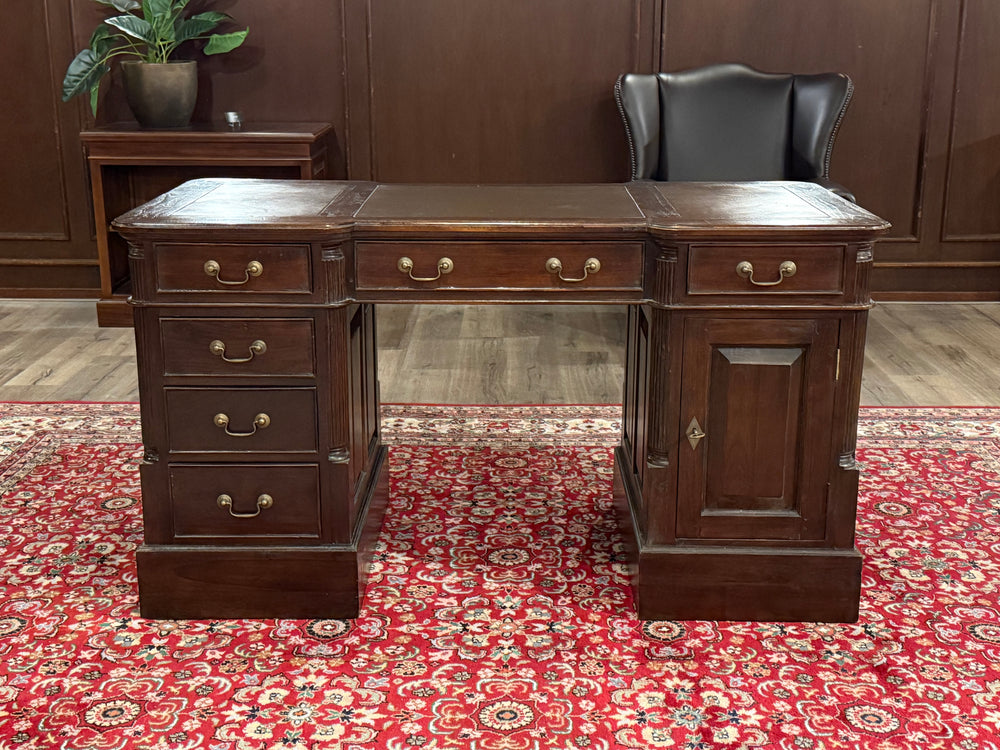 Vintage bureau, klassiek Engels bureau, teakhout, bruin leer, 599
