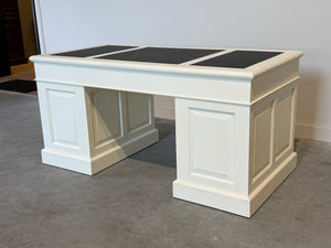 Vintage bureau, wit, klassiek Engels bureau, mahoniehout, zwart leer, 704