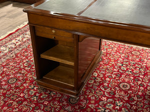 Bureau vintage, bureau anglais classique, acajou, cuir bleu, 690