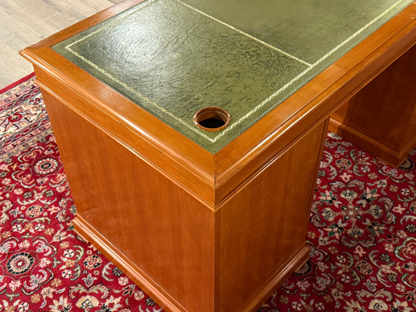 Vintage-Schreibtisch, klassischer englischer Schreibtisch, Mahagoni, grünes Leder, 651