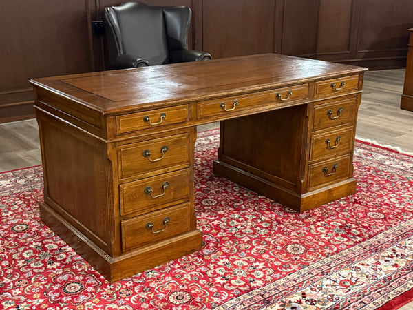 Vintage bureau, klassiek Engels bureau, Eichholtz, eikenhout, 625