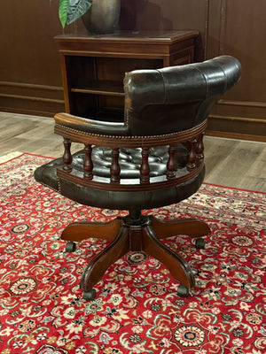Vintage stoel, Chesterfield, eikenhout, bruin leer, 112