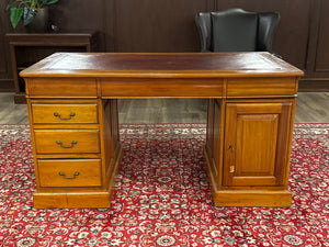 Vintage bureau, klassiek Engels bureau, mahoniehout, rood leer, 628