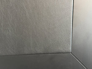 Vintage bureau, zwart, klassiek Engels bureau, mahoniehout, zwart leer, 705