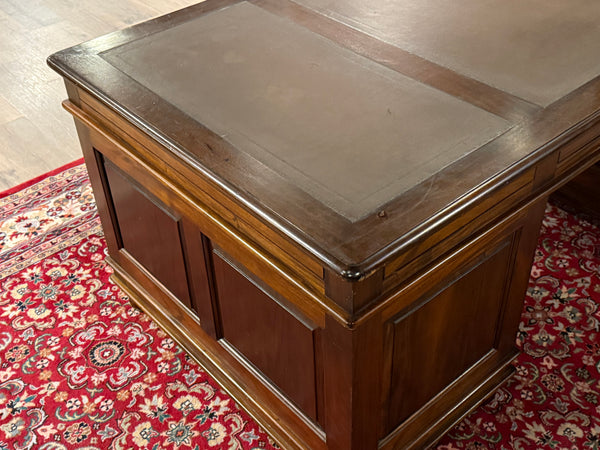 Vintage bureau, klassiek Engels bureau, mahoniehout, bruin leer, 587