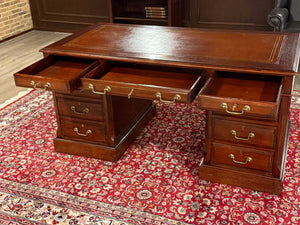 Bureau vintage, bureau anglais classique, bois de cerisier, cuir orange, 654