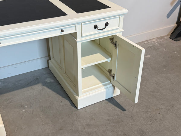 Vintage bureau, wit, klassiek Engels bureau, mahoniehout, zwart leer, 704