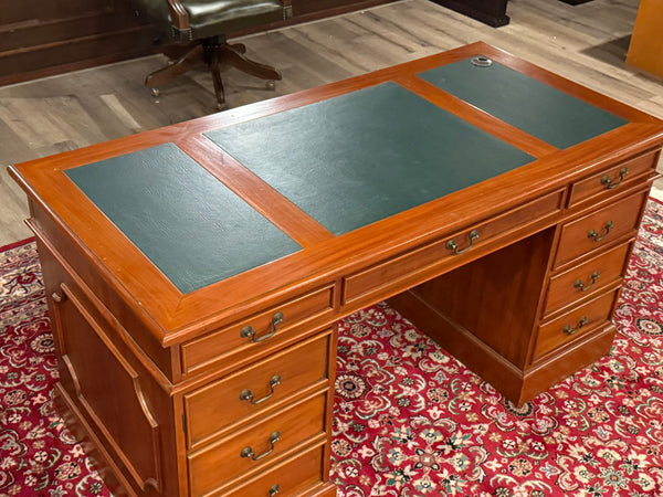 Bureau vintage, bureau anglais classique, acajou, cuir vert, 692