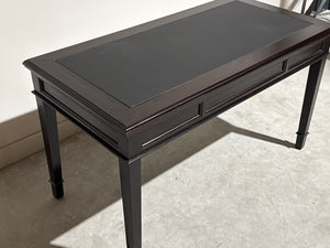 Vintage schrijftafel, klassiek Engels bureau, mahoniehout, zwart leer, 713