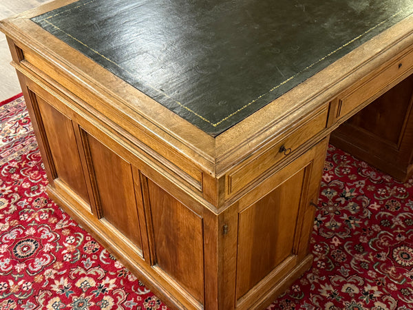 Vintage bureau, Antiek Engels bureau, eikenhout, groen leer, 661