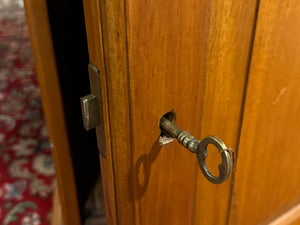 Vintage bureau, klassiek Engels bureau, mahoniehout, rood leer, 628