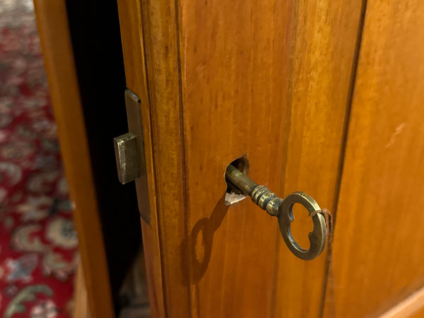 Vintage bureau, klassiek Engels bureau, mahoniehout, rood leer, 628