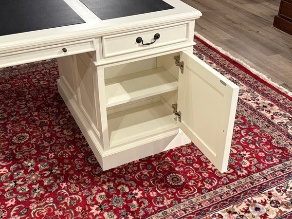 Vintage-Schreibtisch, weiß, klassischer englischer Schreibtisch, Mahagoni, schwarzes Leder, 639