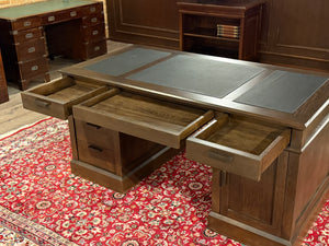 Bureau vintage, bureau anglais classique, chêne, cuir noir, 650