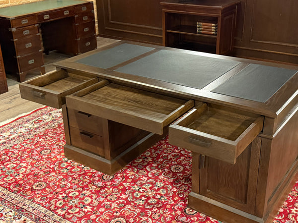 Bureau vintage, bureau anglais classique, chêne, cuir noir, 650