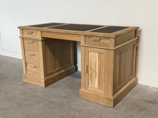 Vintage bureau, klassiek bureau, eikenhout, bruin leer, 708