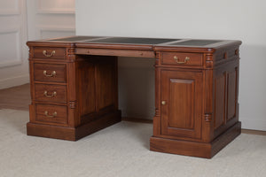 Pillar 160x80 Amber, classic English desk, solid mahogany