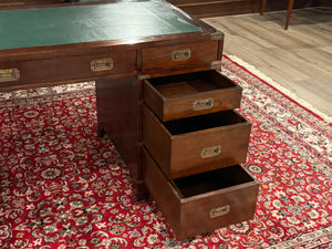 Vintage-Schreibtisch, klassischer englischer Schreibtisch, Mahagoni, grünes Leder, 576