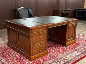 Vintage-Schreibtisch, Partner-Schreibtisch, klassischer englischer Schreibtisch, Mahagoni, grünes Leder, 638